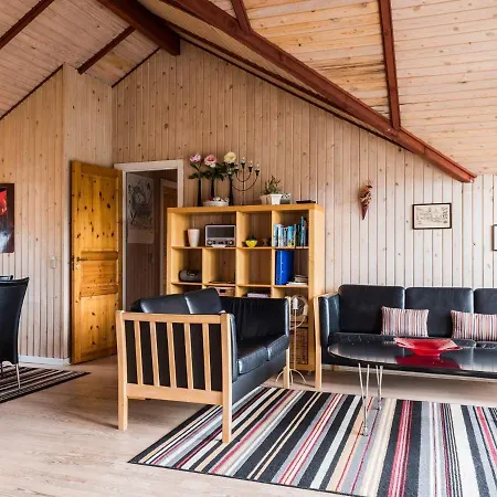 6 Person In Hvide Sande *